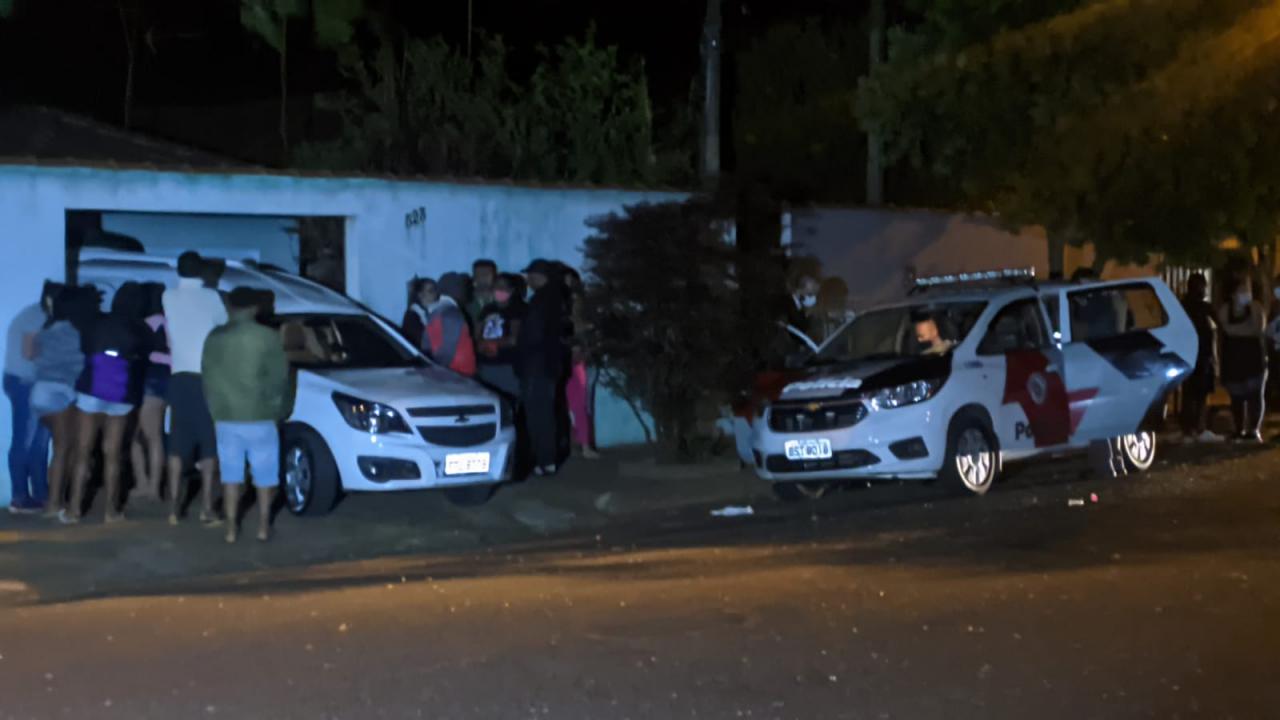 Foto 3 de 9 — Jovem morre espancado em Américo Brasiliense